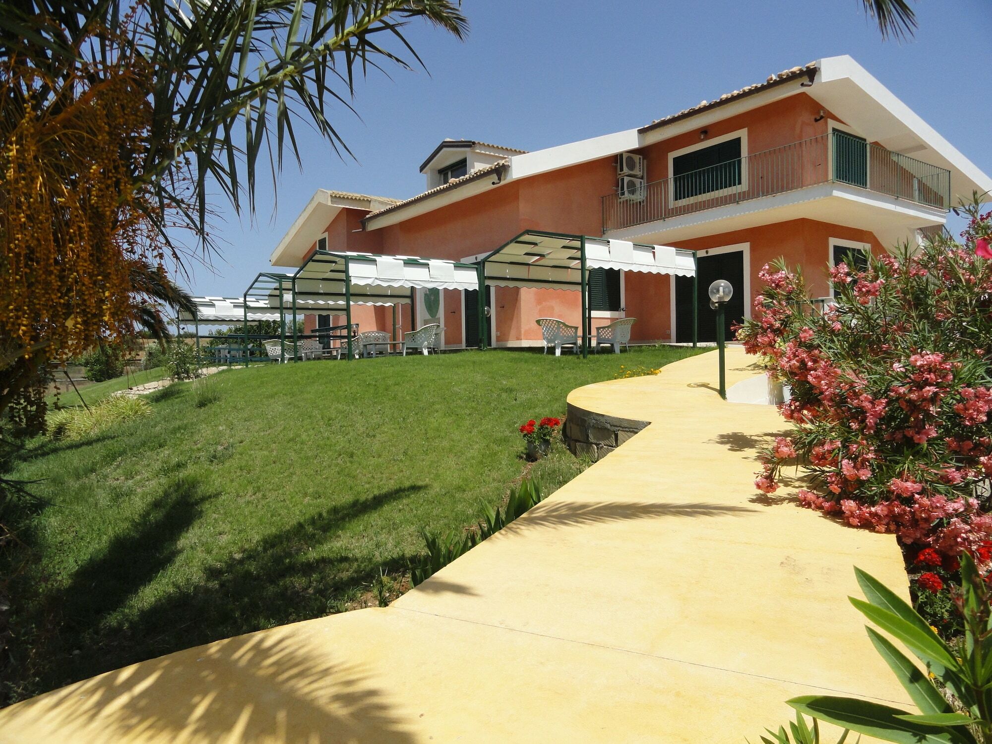 Al Ficodindia Apartamento Sampieri Exterior foto